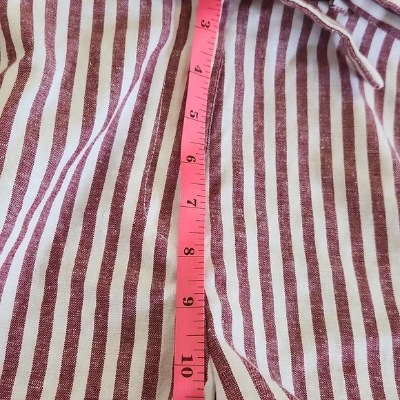 Love Tree Striped Paper Bag Shorts. Size M - Picture 9 of 10